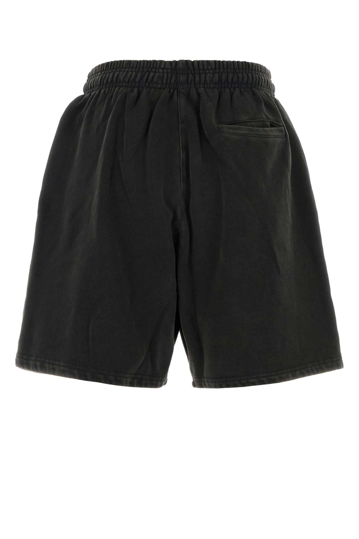 STANDARD_SWEATSHORT_ESSS26SH01012_0392_Image_2