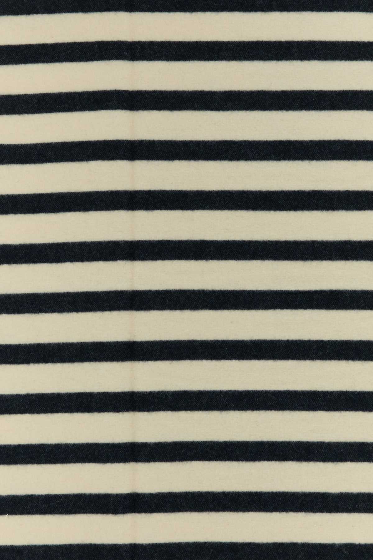 STRIPES_LBSS130x180_MAGSTRI_Image_3