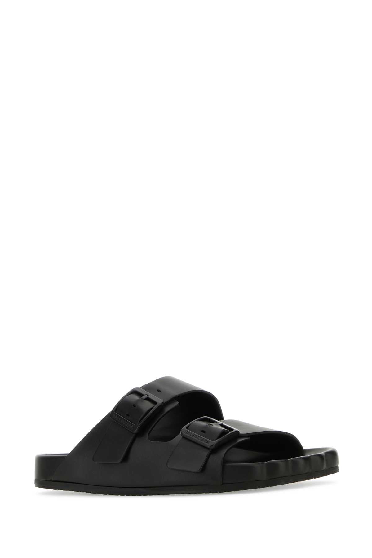SUNDAY_SANDAL_761726WCEA1_1000_Image_2