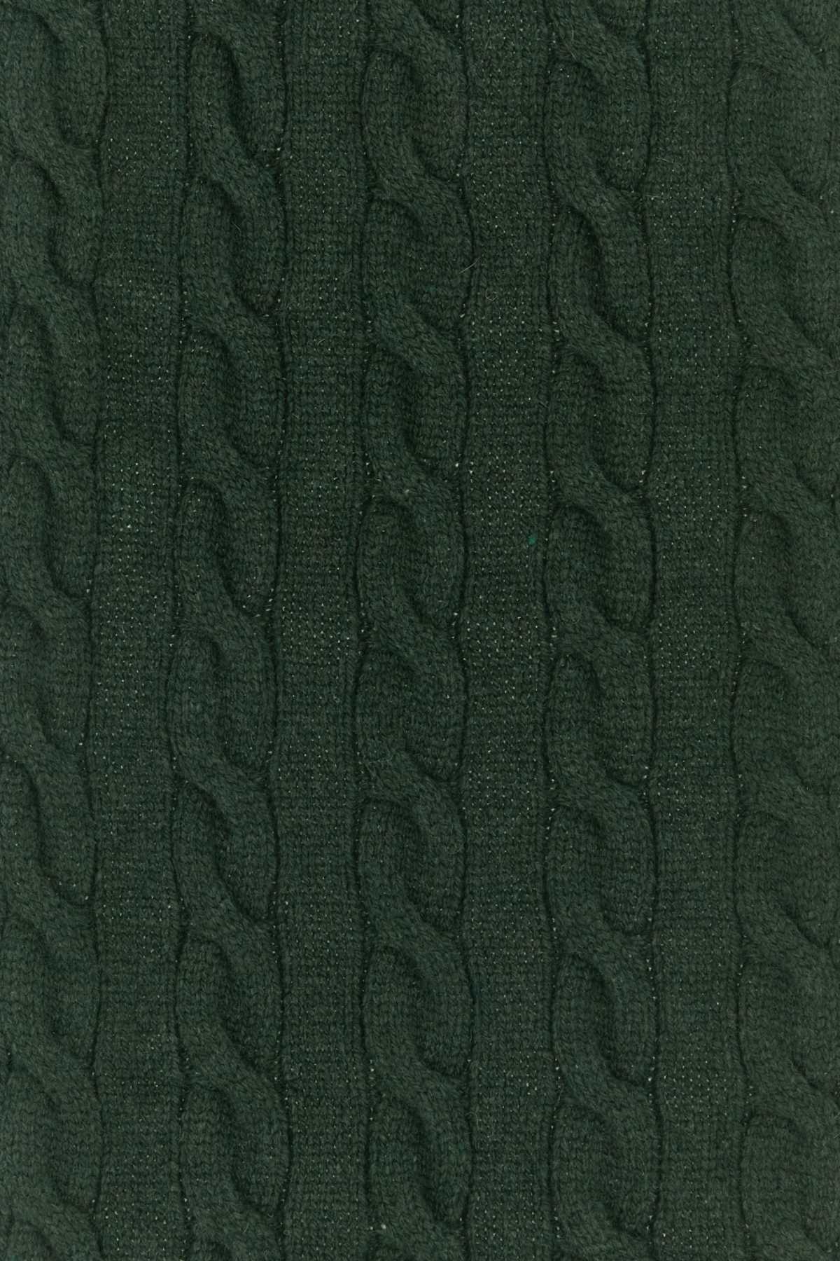 SWEATER-SCARF_710B23669_006_Image_3