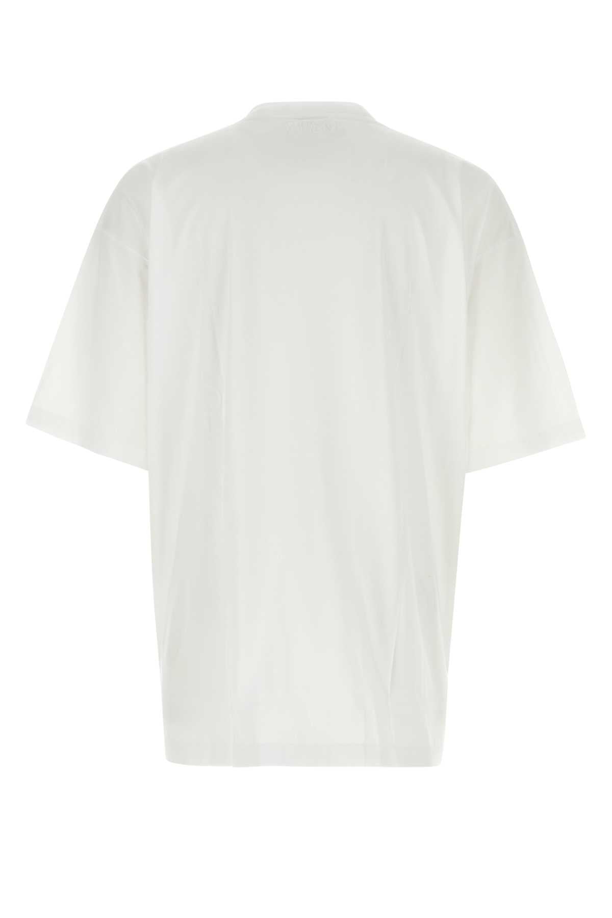 T-SHIRTS_UE64TR800W_WHITEBLUE_Image_2