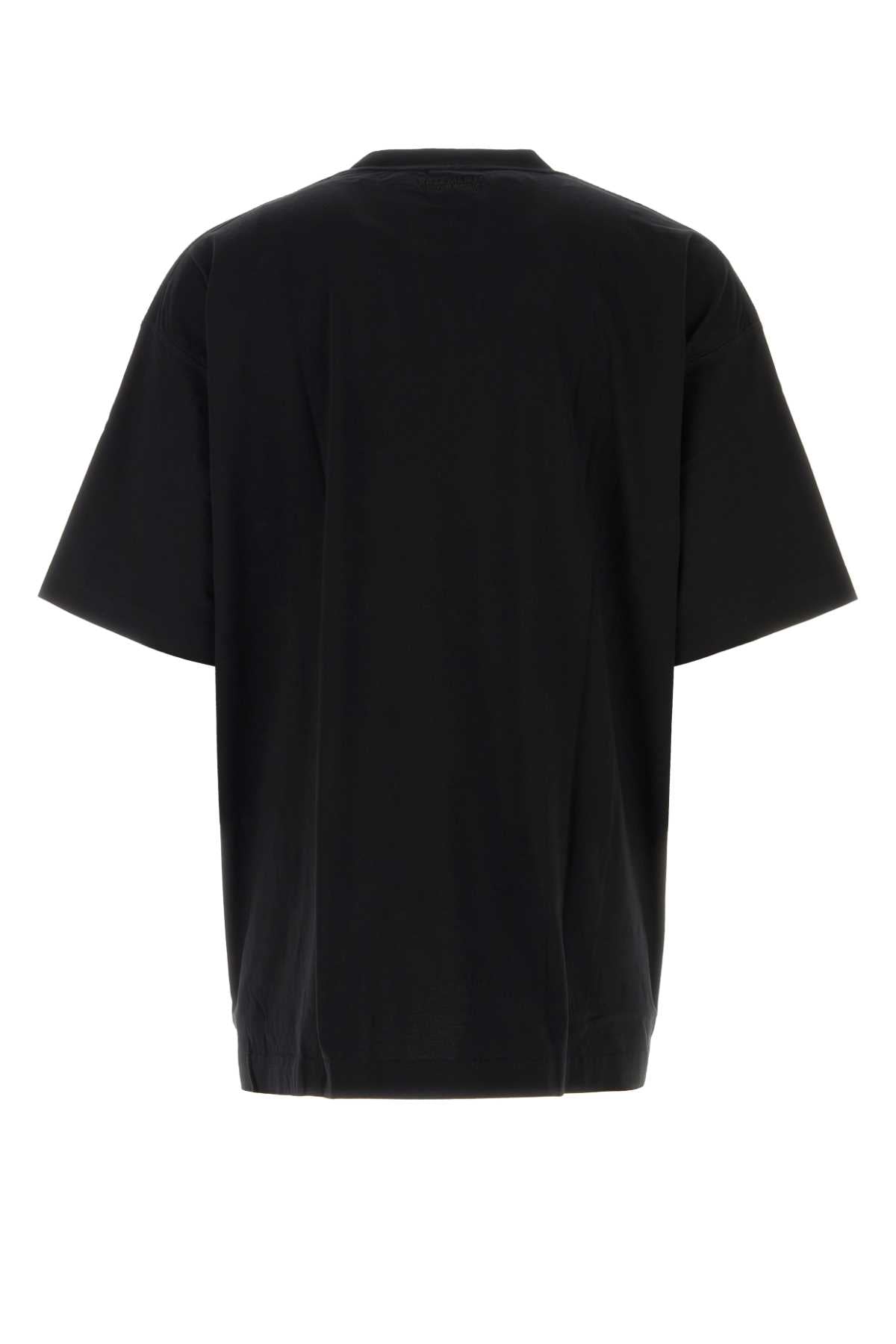 T-SHIRTS_UE64TR800X_BLACKYELLOW_Image_2