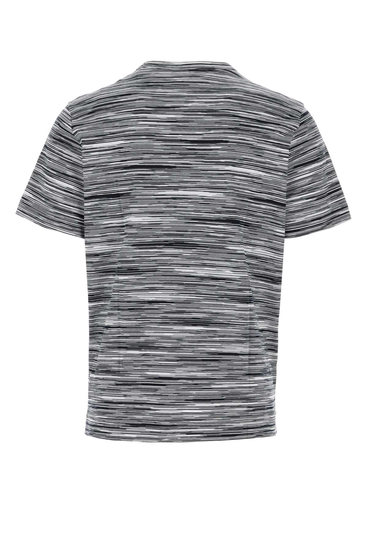 T-SHIRT_UC22SL01BJ0001_F901B_Image_2