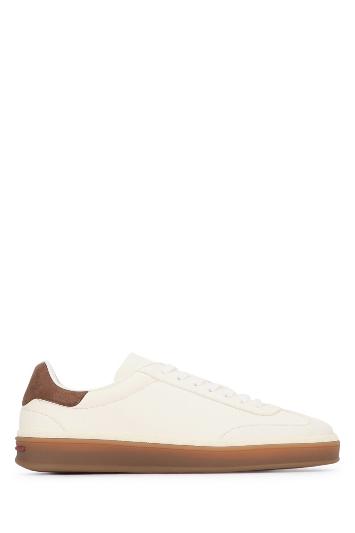 TENNIS_WALK_DEER_FAO1548_1000_Image_1