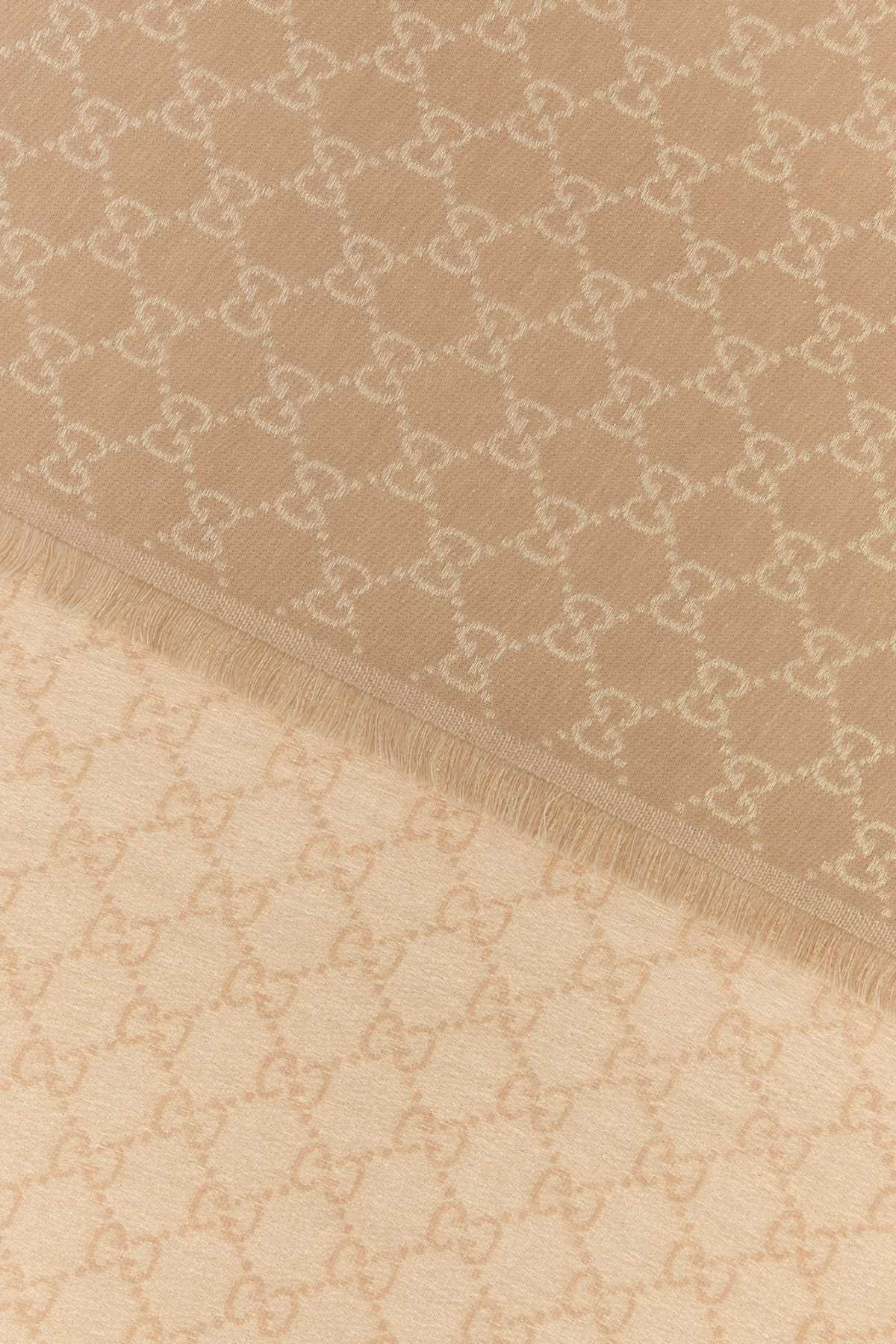 TEXTILE_8452433GC46_5875_Image_2