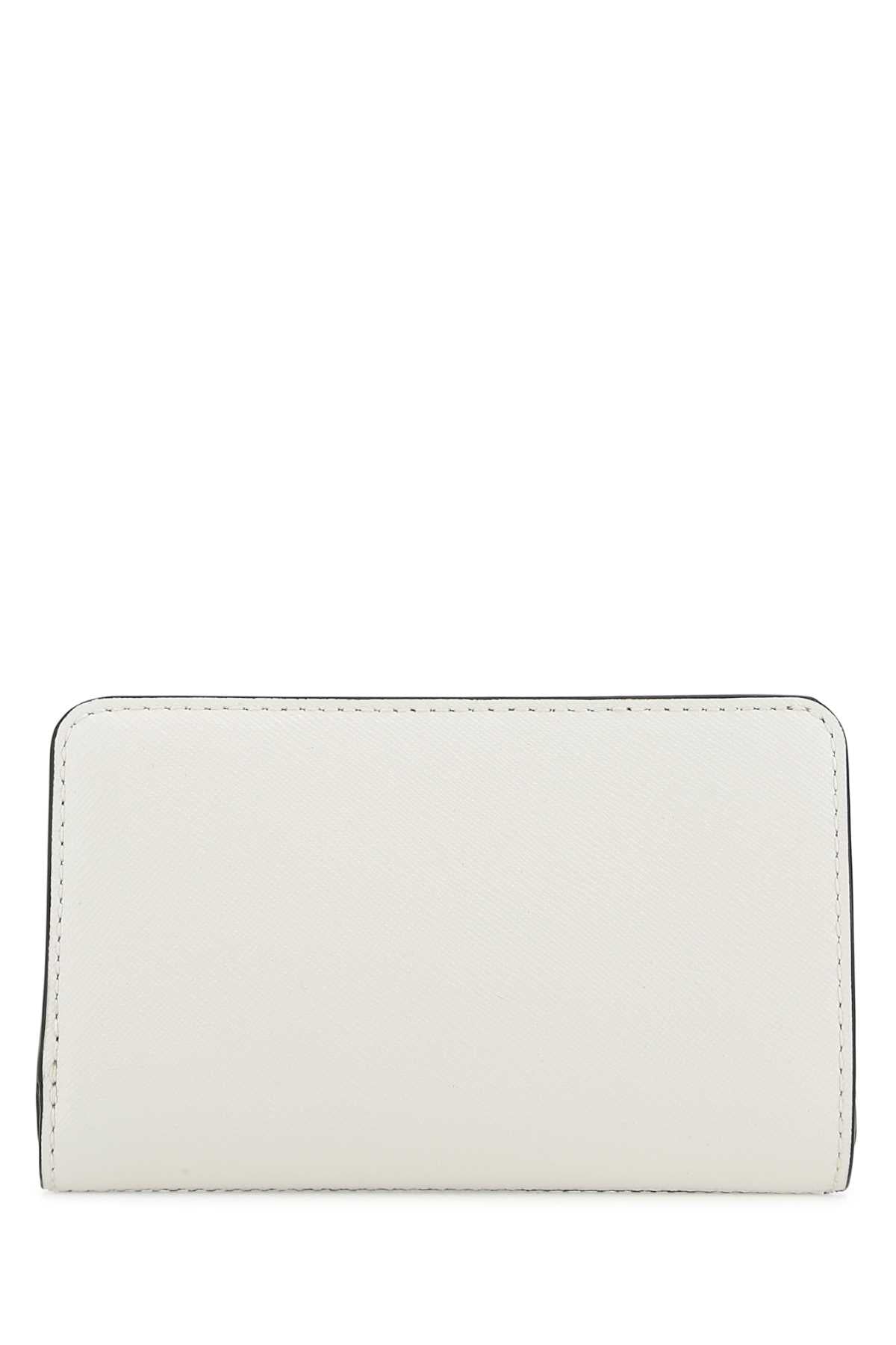 THE_COMPACT_WALLET_M0013356_012_Image_3