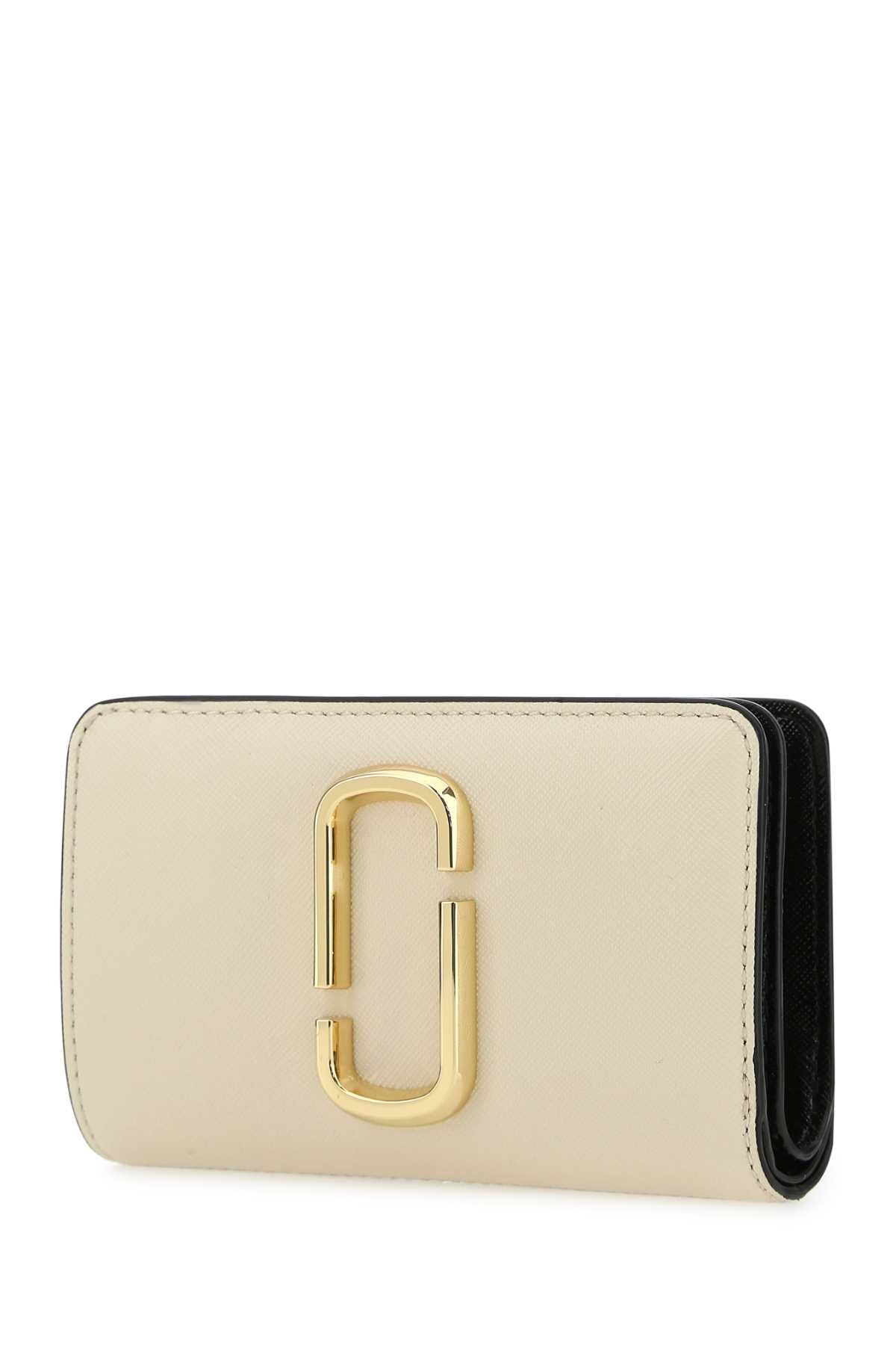 THE_COMPACT_WALLET_M0013356_136_Image_2