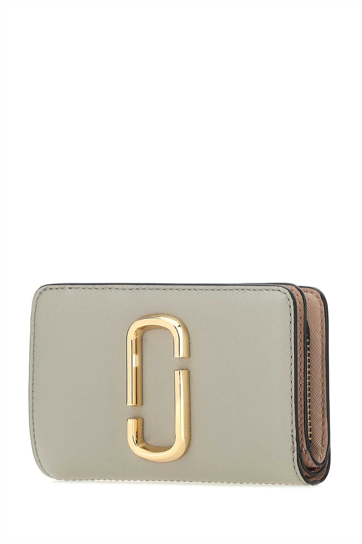 THE_COMPACT_WALLET_M0014281_088_Image_2