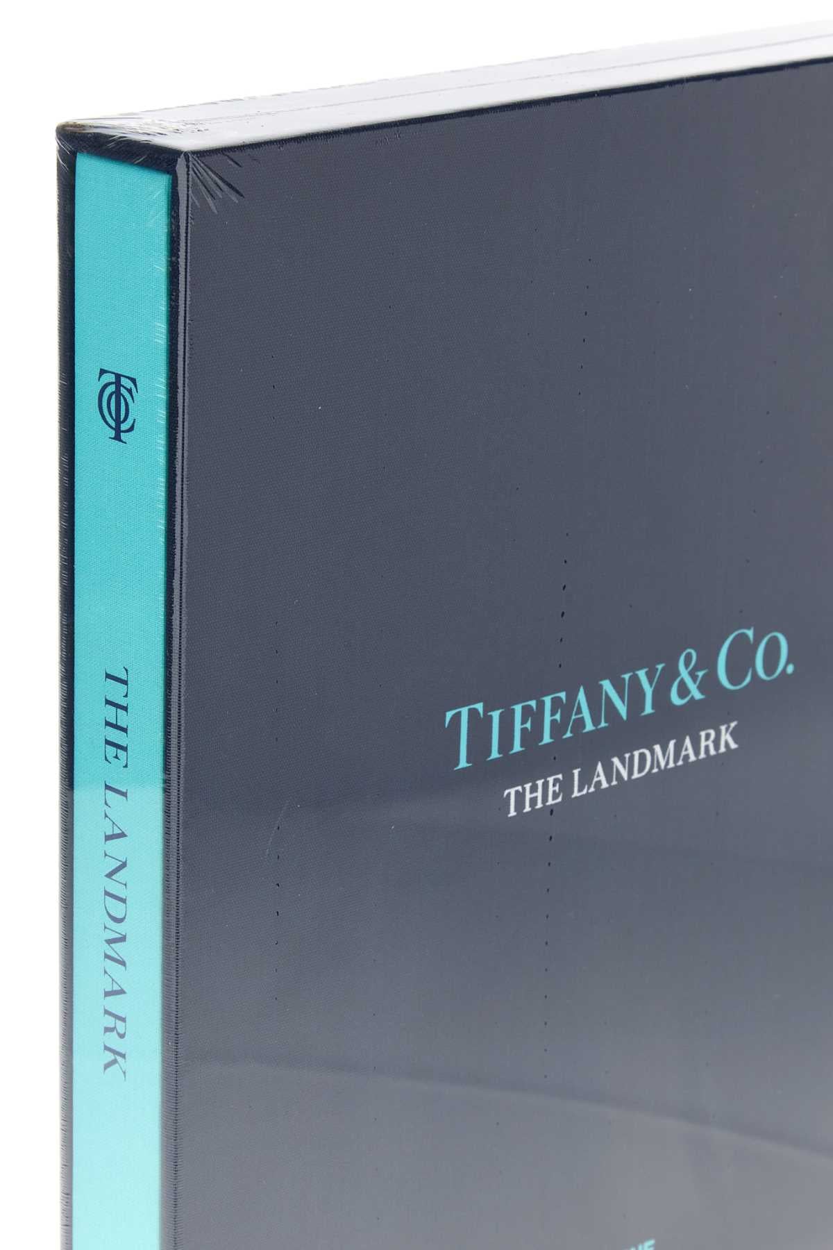 TIFFANY_CO_LANDMARK_9781649802200_000_Image_3