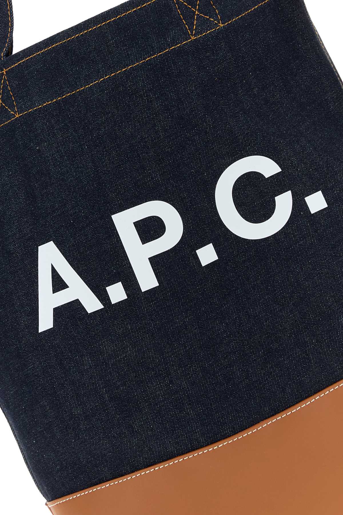 TOTE_AXEL_COHLOM61444_CAF_Image_4