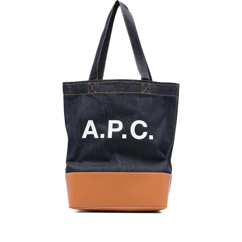 TOTE_AXEL_COHLOM61444_CAF_Image_6