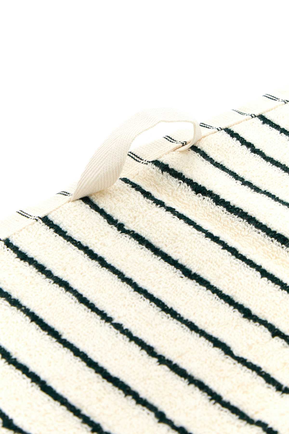 TOWELS_PIN_STRIPES_TTRG30X50_RACGRESTR_Image_3