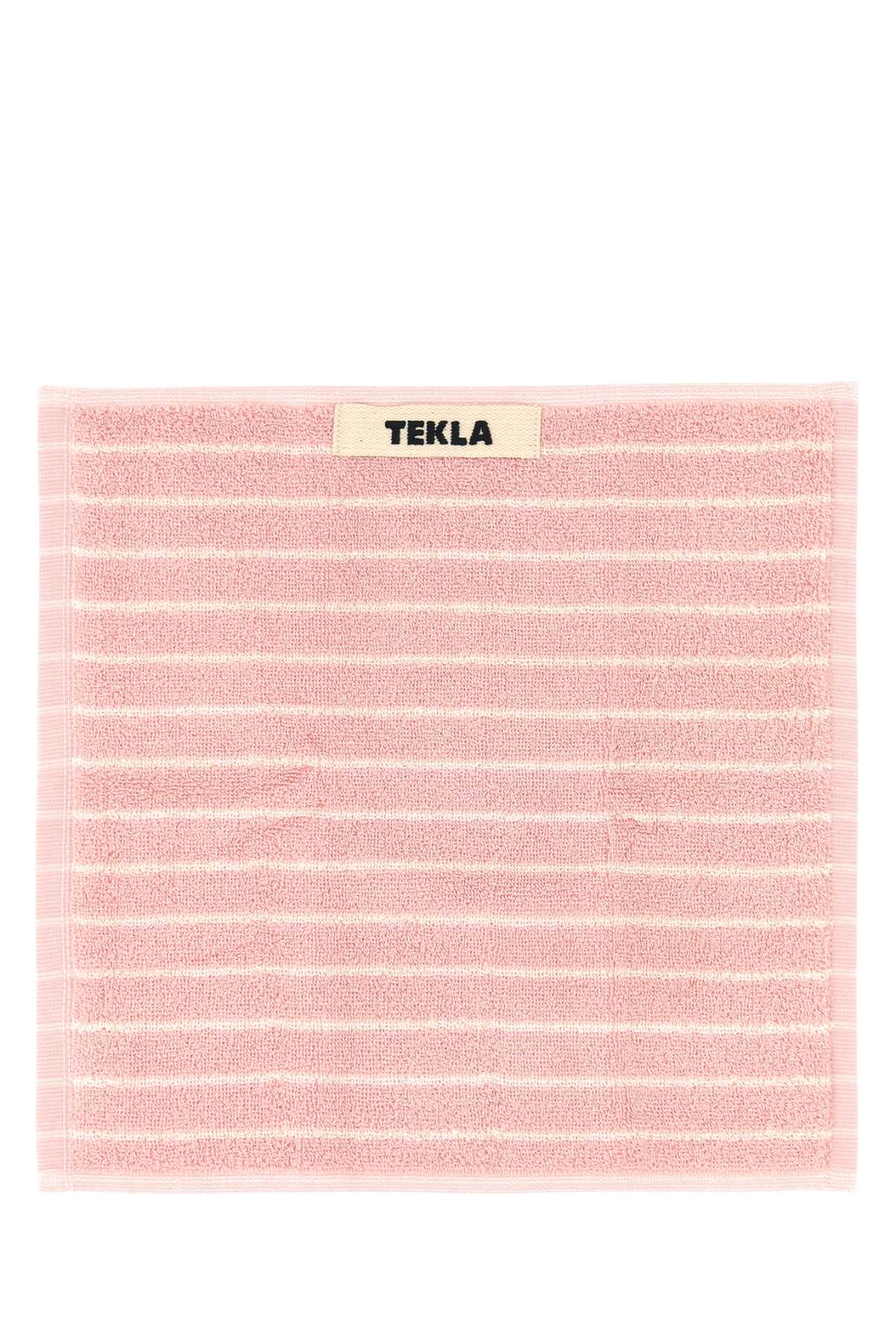 TOWELS_PIN_STRIPES_TTSHPIST30X30_SHAPINSTR_Image_2