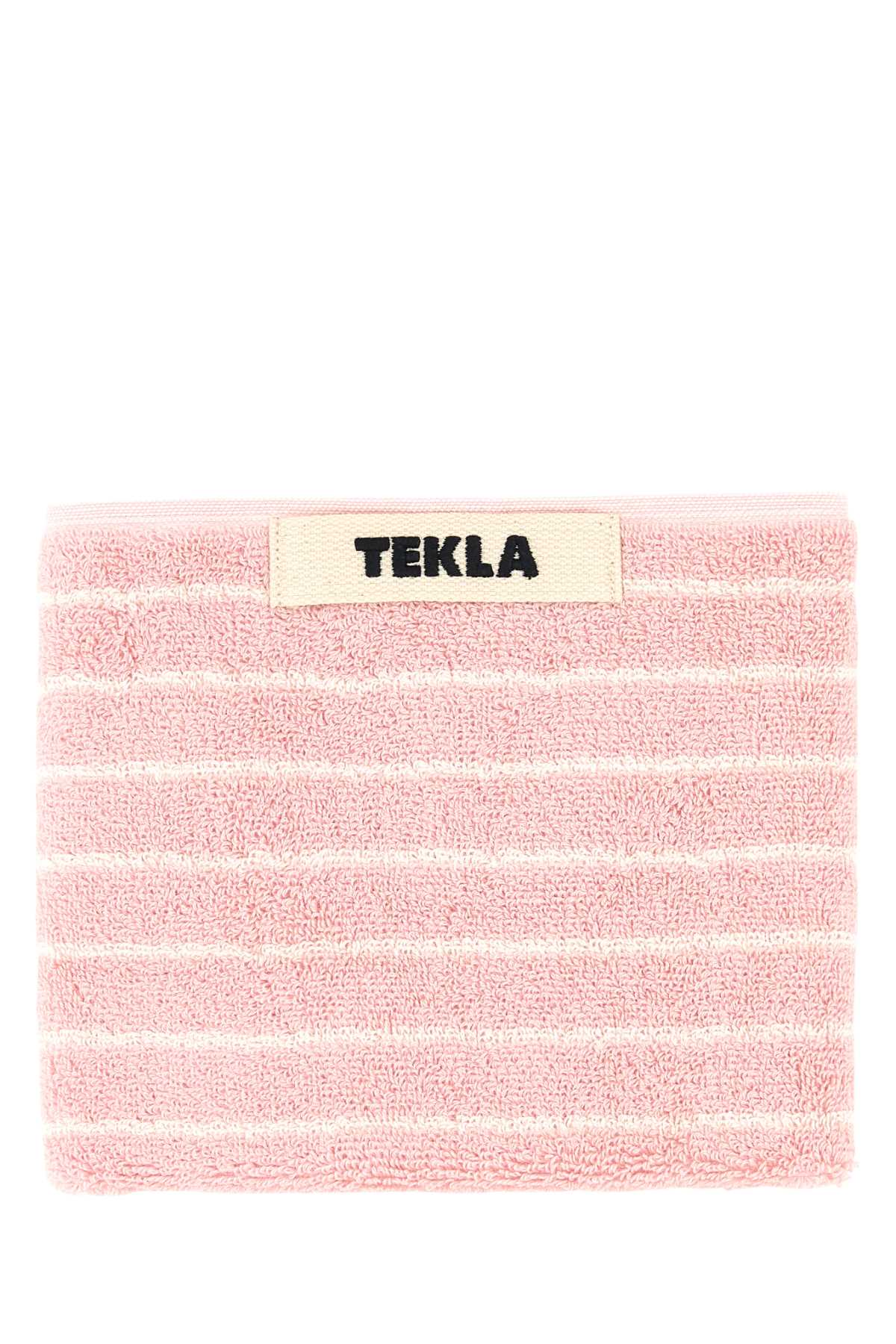 TOWELS_PIN_STRIPES_TTSHPIST30X50_SHAPINSTR_Image_1