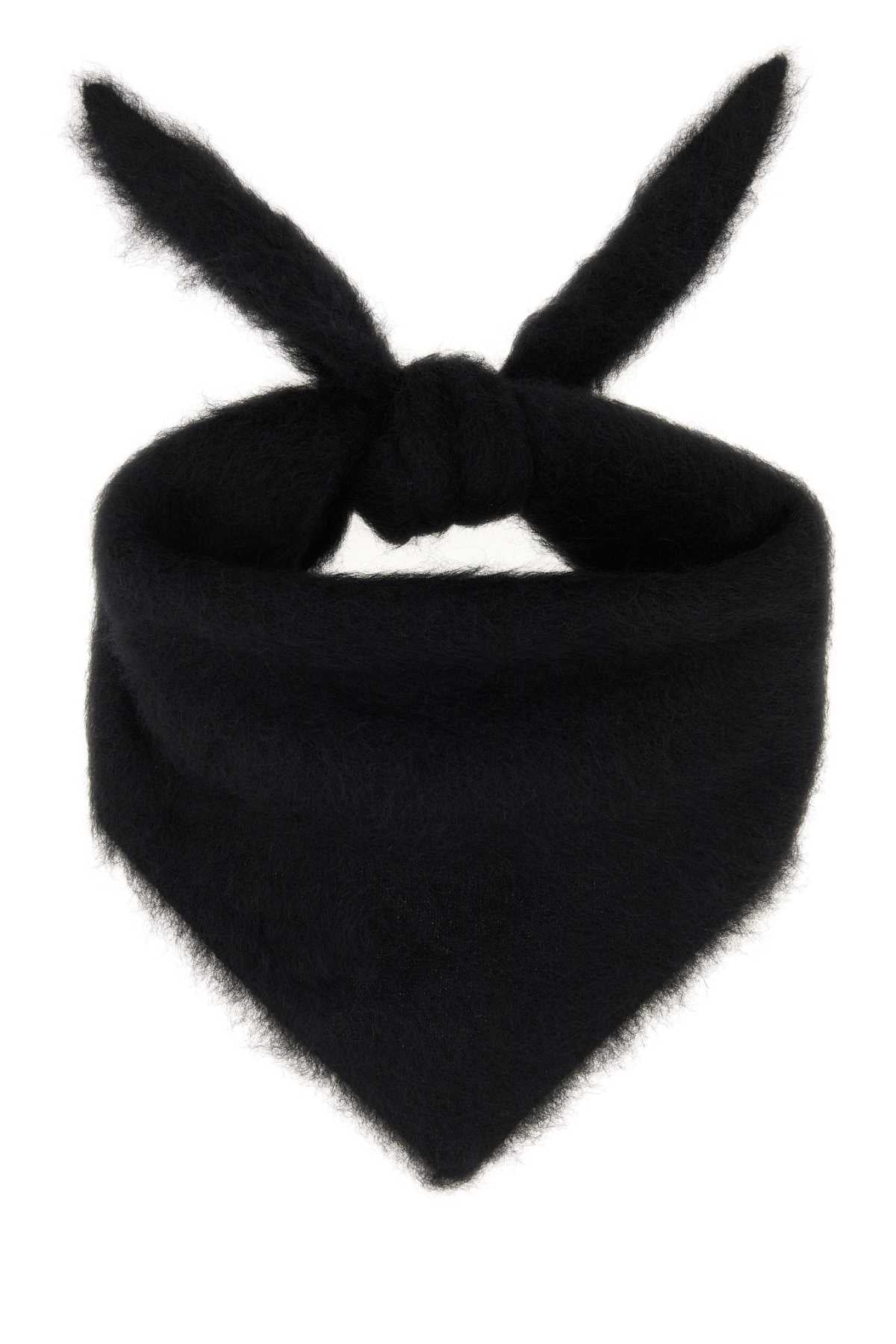 TRIANGLE_SCARF_UK0060_UW900_Image_1