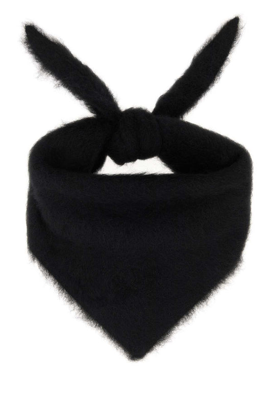 TRIANGLE_SCARF_UK0060_UW900_Image_1