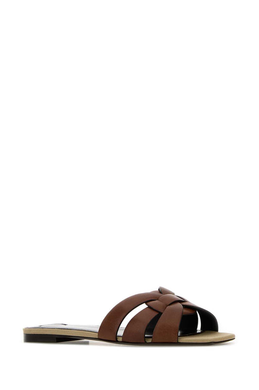 TRIBUTE_05_SAN_863759DWE00_6036_Image_2