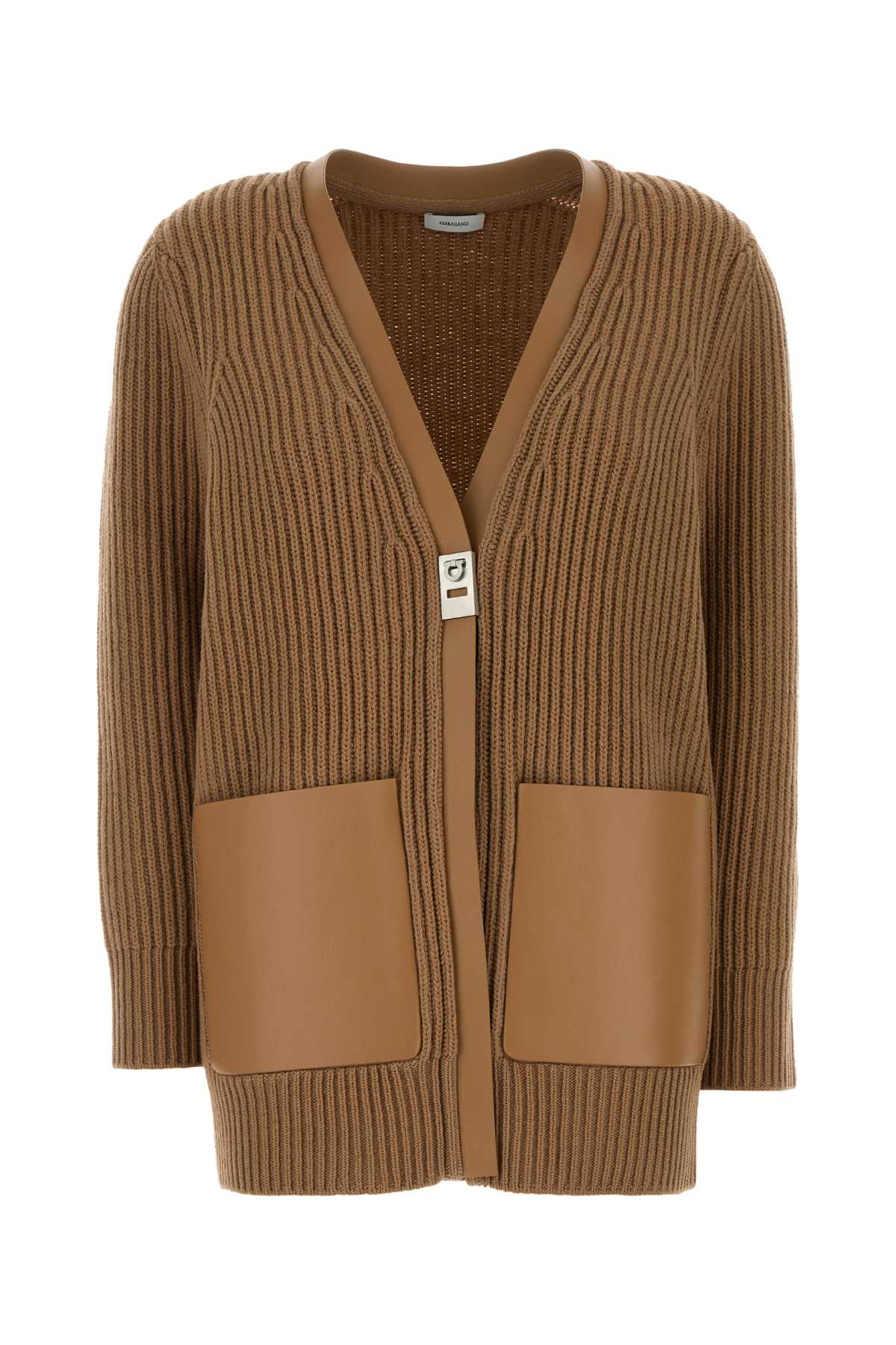 T_13H299790974_CAMEL_Image_1