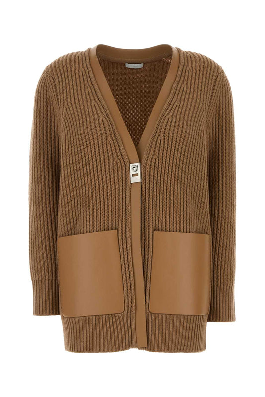 T_13H299790974_CAMEL_Image_1