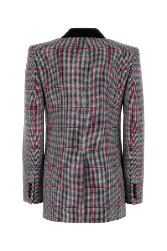 VE64_CH25AVE64097_905_Image_2