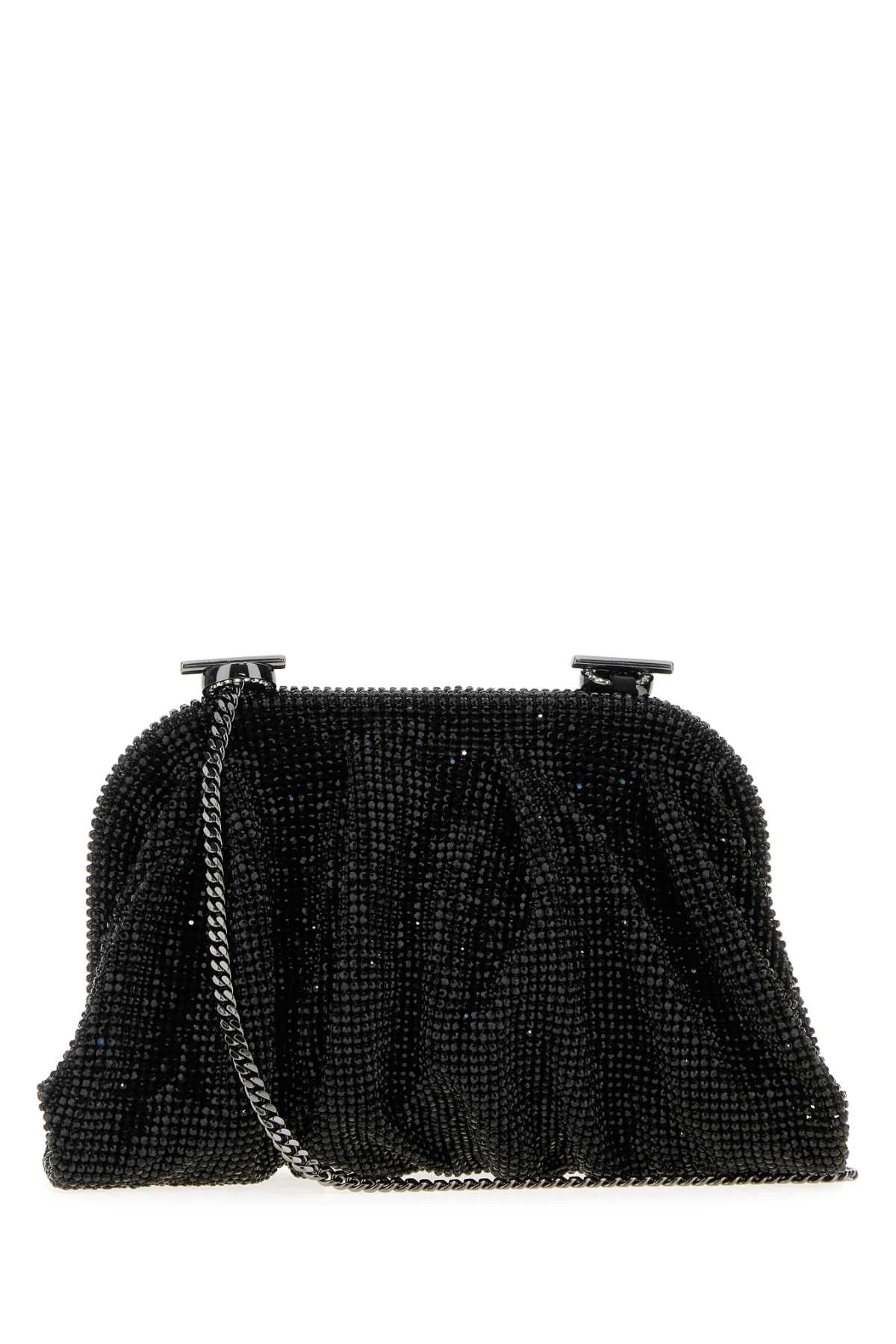 VENUS_LA_PETITE_0011013_JAMESBOND_Image_3