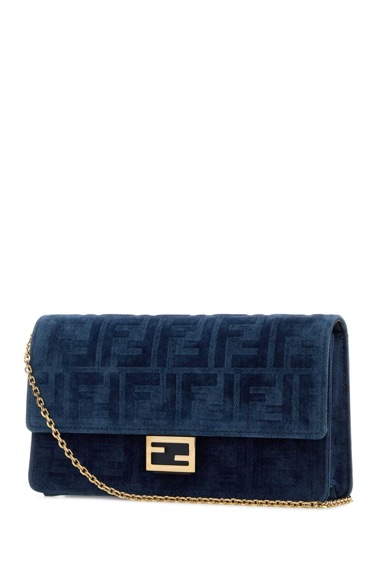 WALLET_ON_CHAIN_DENIM_FLOCK_FF_8M0498AW5H_F1UJW_Image_2