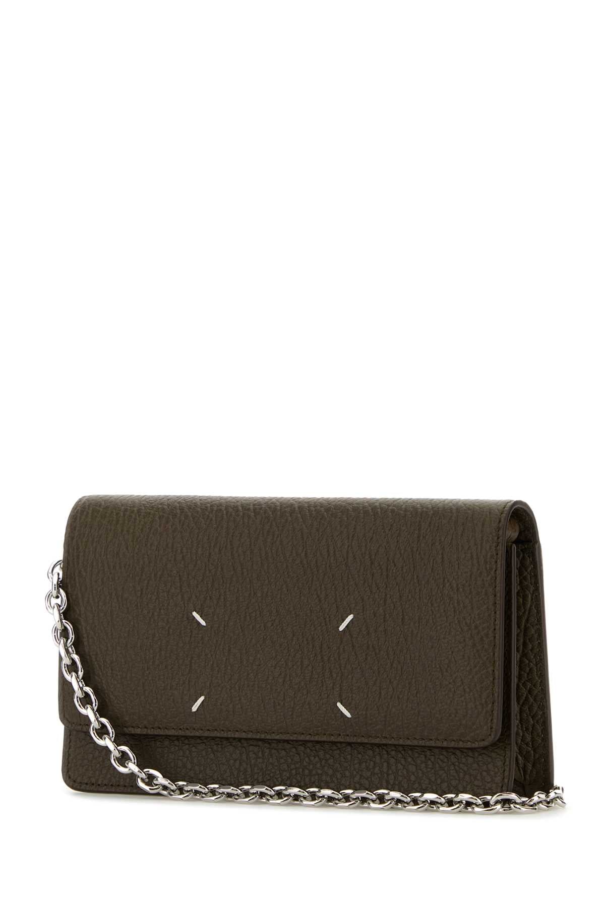 WALLET_ON_CHAIN_MEDIUM_SA3UI0008P4455_T2147_Image_2