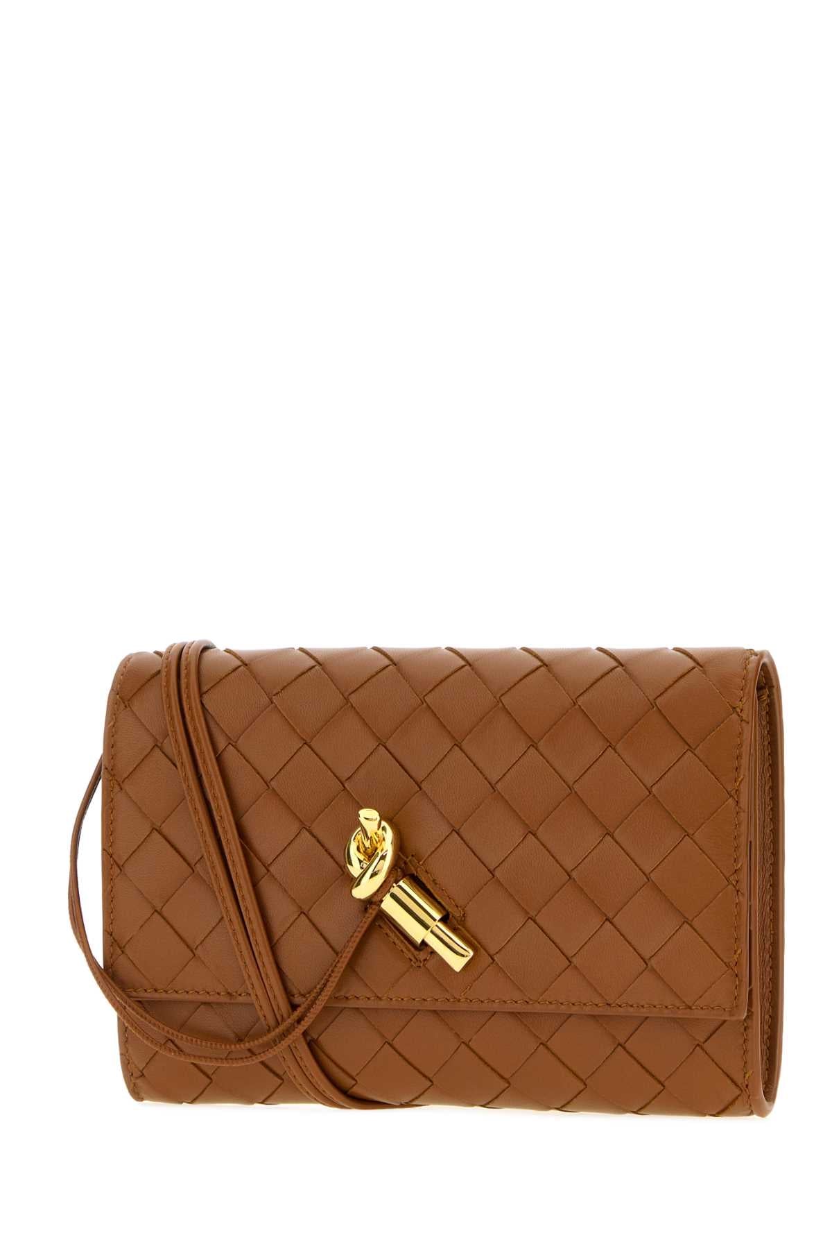 WALLET_SHOULDER_836940VCPP2_2387_Image_2
