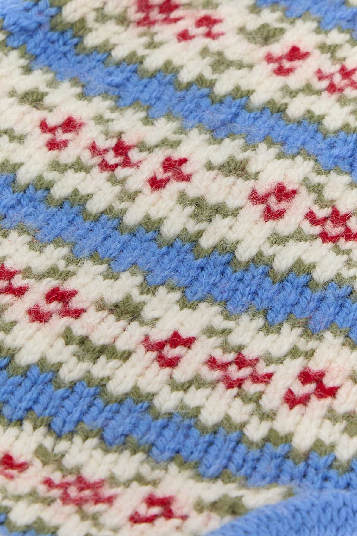 WEDGEWOOD_POM_HAT_MRF25KA008_MULTI_Image_2