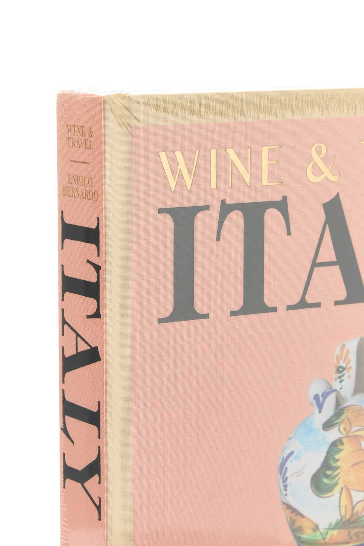 WINE_TRAVEL_ITALY_9781649804181_000_Image_3