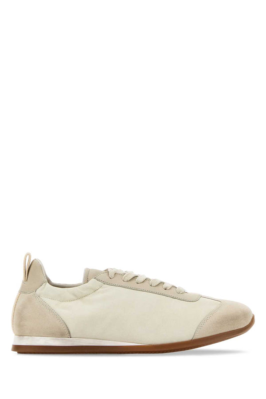 WOMENS_SNEAKERS_US9087_UW101_Image_1