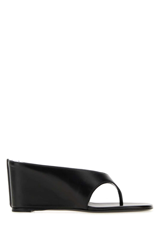 YAGA_WEDGE_SANDAL_BLACK_LEATHER_PS26HO017BK001C_L024_Image_1