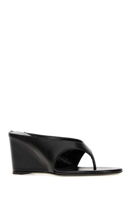 YAGA_WEDGE_SANDAL_BLACK_LEATHER_PS26HO017BK001C_L024_Image_2
