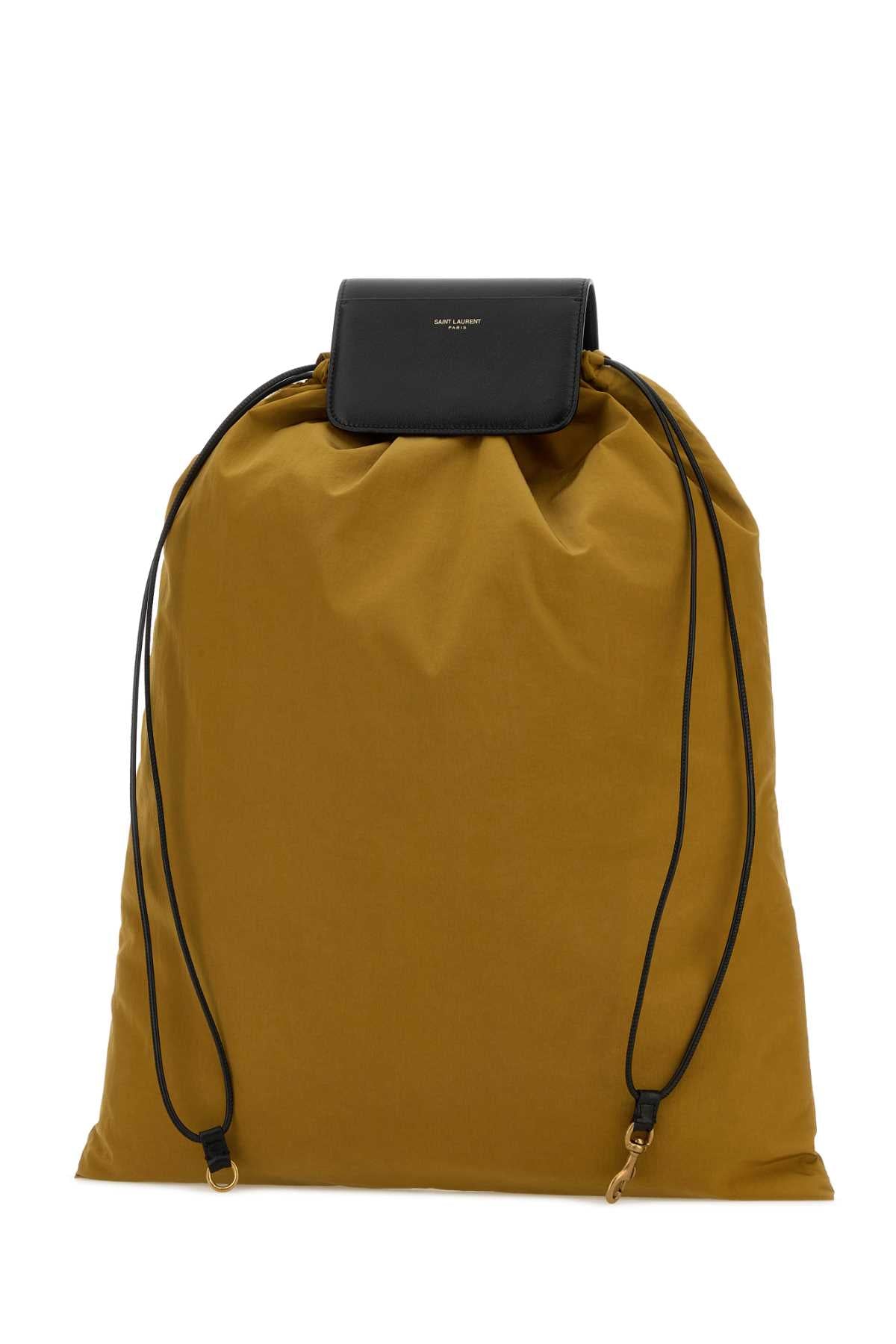 YSL_PM_POCHON_LARGE_862323AAGA5_1066_Image_2