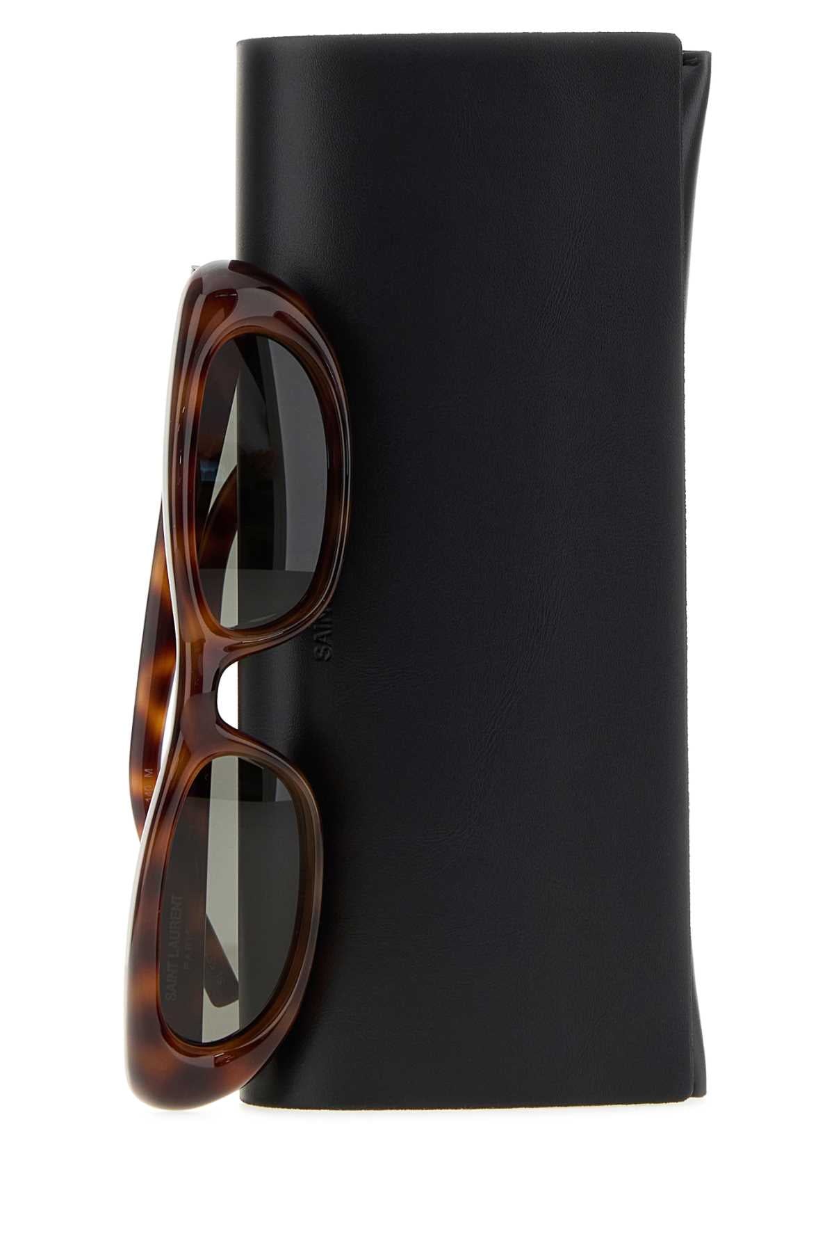 YSL_SL_557_SHADE_PLU_A003CXY9958_2359_Image_3