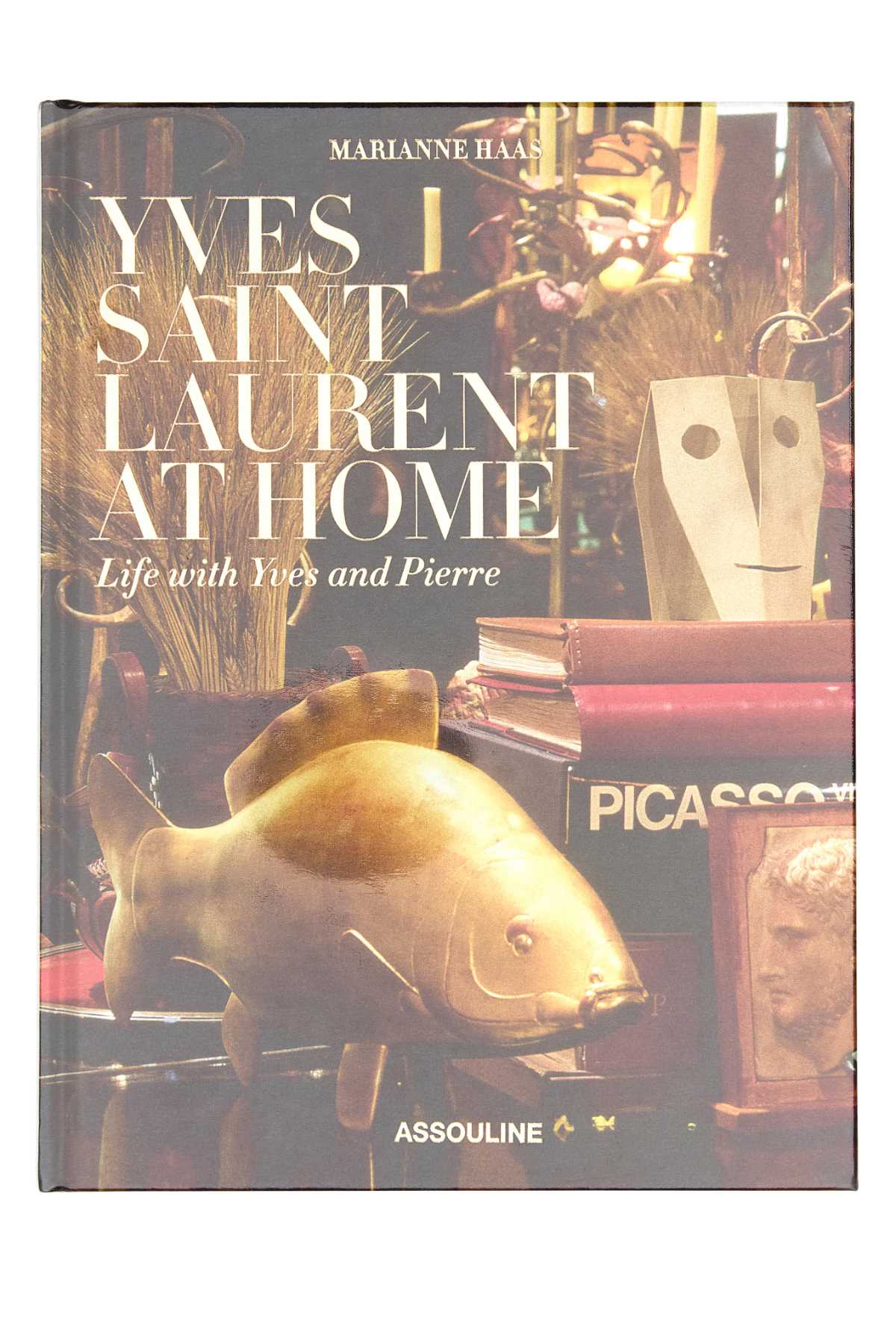 Yves_Saint_Laurent_At_Home_9781649801234_000_Image_1
